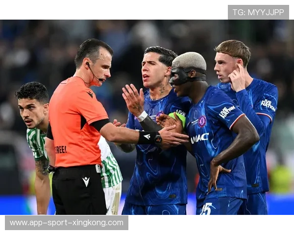 切尔西准备引进欧洲最高潜力中卫之一，未来后防核心的呼之欲出！